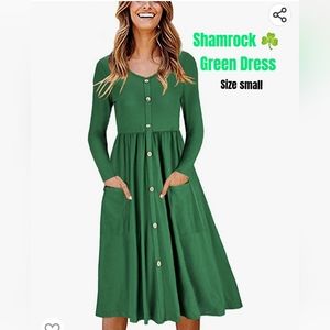 ☘️ Shamrock Green 3/4 Sleeve Dress
